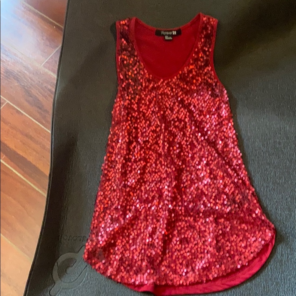 Red sparkly top